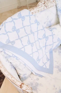 Bow Throw Blanket