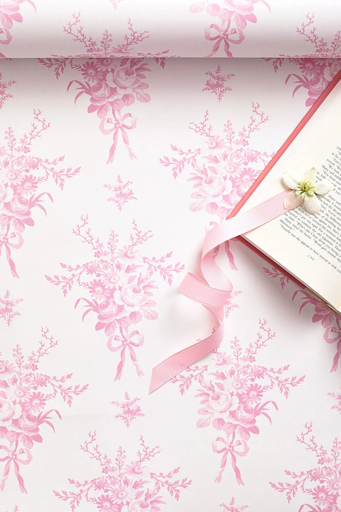 Rosie Arrangements Standard Wallpaper