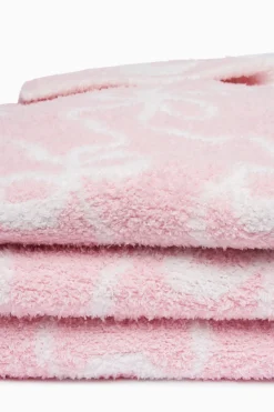 Teddy Bow Blanket
